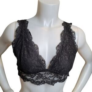 Victoria's Secret Lace Bralette Size L NWOT NEW Wireless